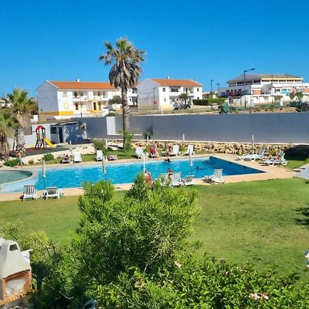 Enjoy Pool, Beach And More At This Nice Apartment Only 3 Minutes From Mareta'S Beach Sagres Exteriör bild