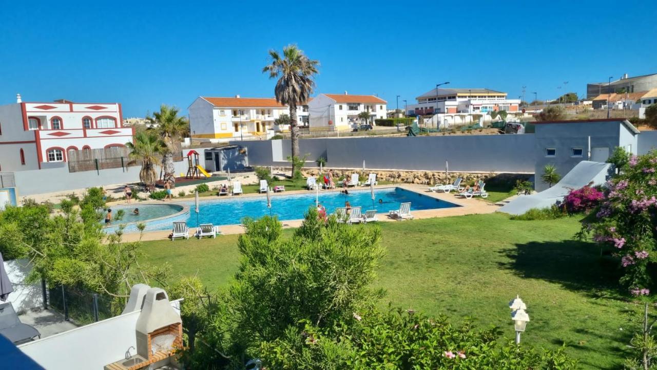Enjoy Pool, Beach And More At This Nice Apartment Only 3 Minutes From Mareta'S Beach Sagres Exteriör bild