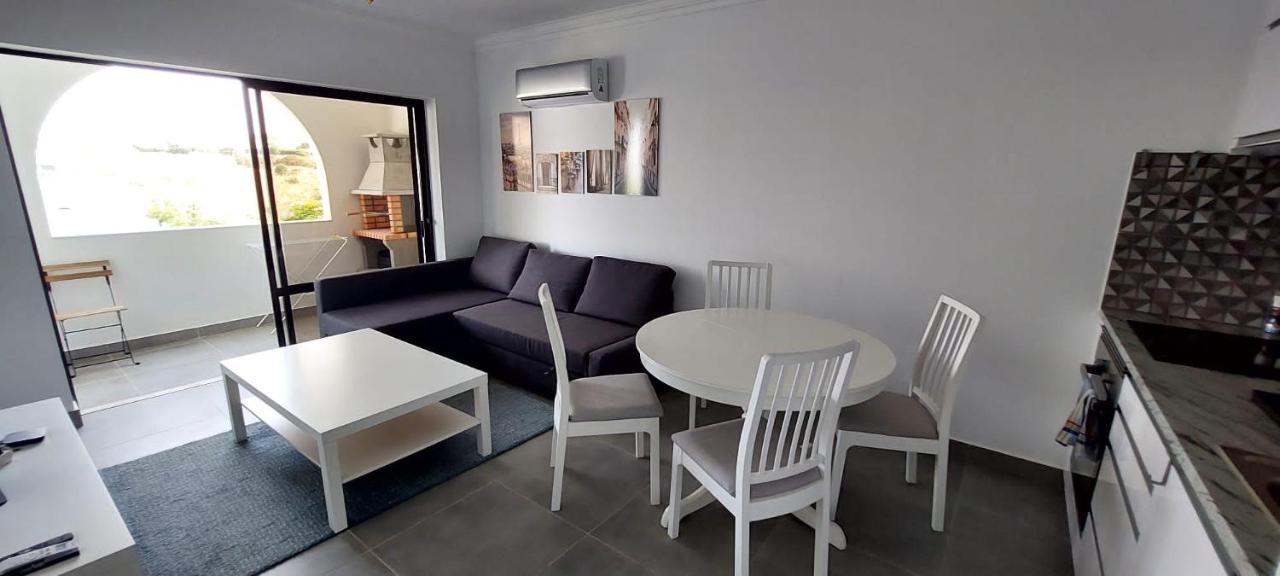 Enjoy Pool, Beach And More At This Nice Apartment Only 3 Minutes From Mareta'S Beach Sagres Exteriör bild